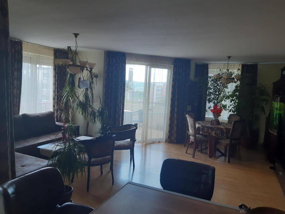 Nish 7 Apartment Veliko Tarnovo Exterior photo